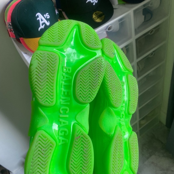 Balenciagas triple s - Picture 4 of 5